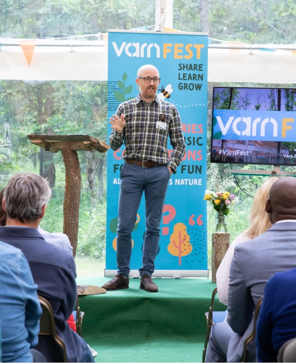 tom-vaughton-speaking-varnfest