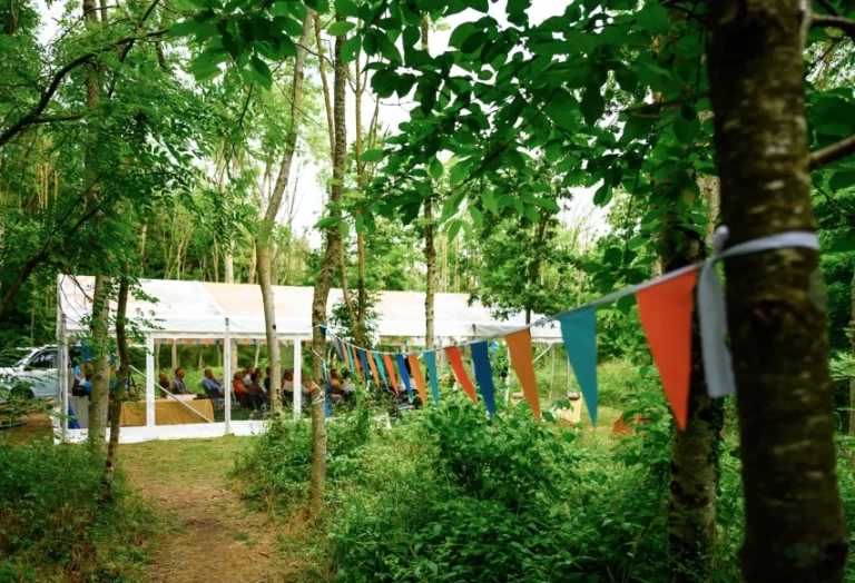 woodland-office-bunting
