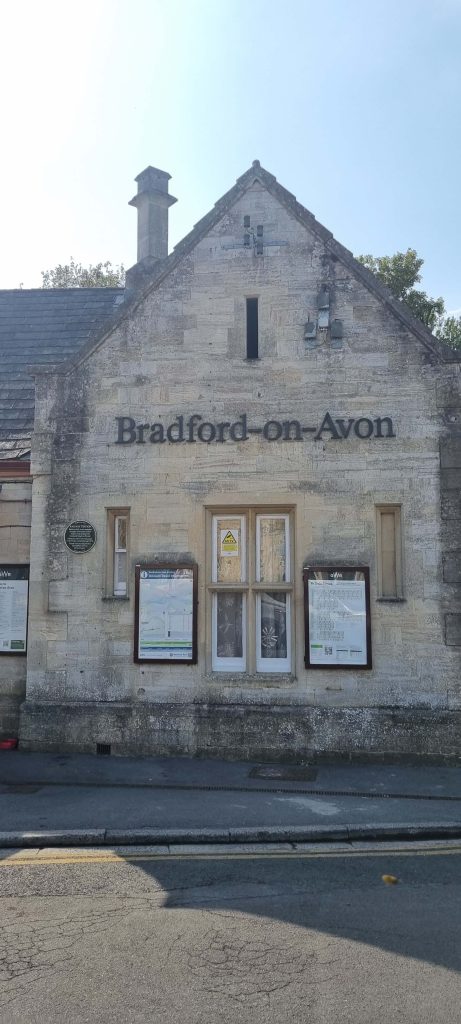 Bradford on Avon no hyphens campaign