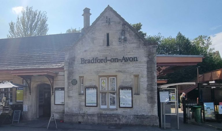 Bradford on Avon hyphens